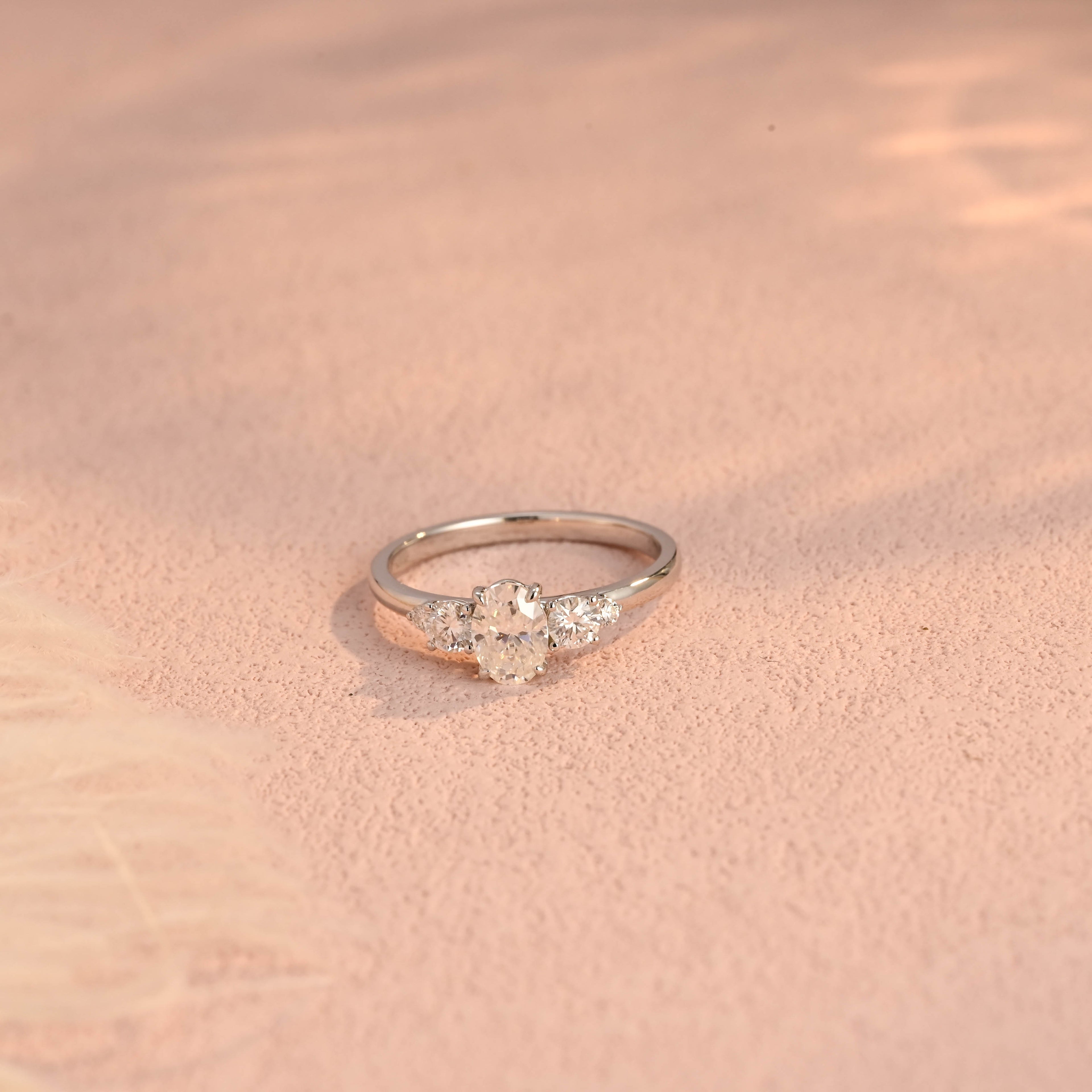 IGI Certified 1-5 Carat Oval Cut Lab Grown Diamond Ring | D VS1 EX | 14K 18K Gold & Platinum