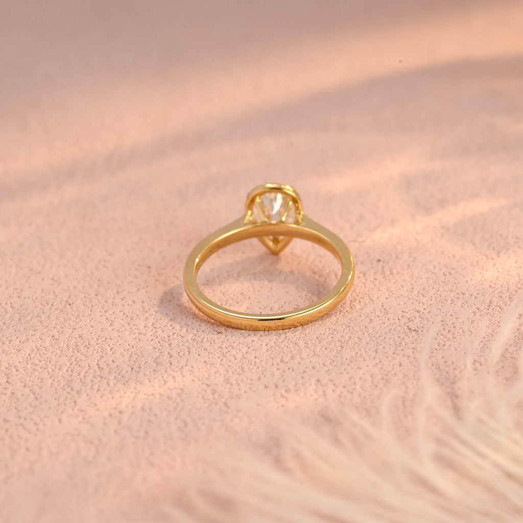 IGI Certified 1-5 Carat Pear Shaped Lab Grown Diamond Ring | D VS1 EX | 14K 18K Gold & Platinum