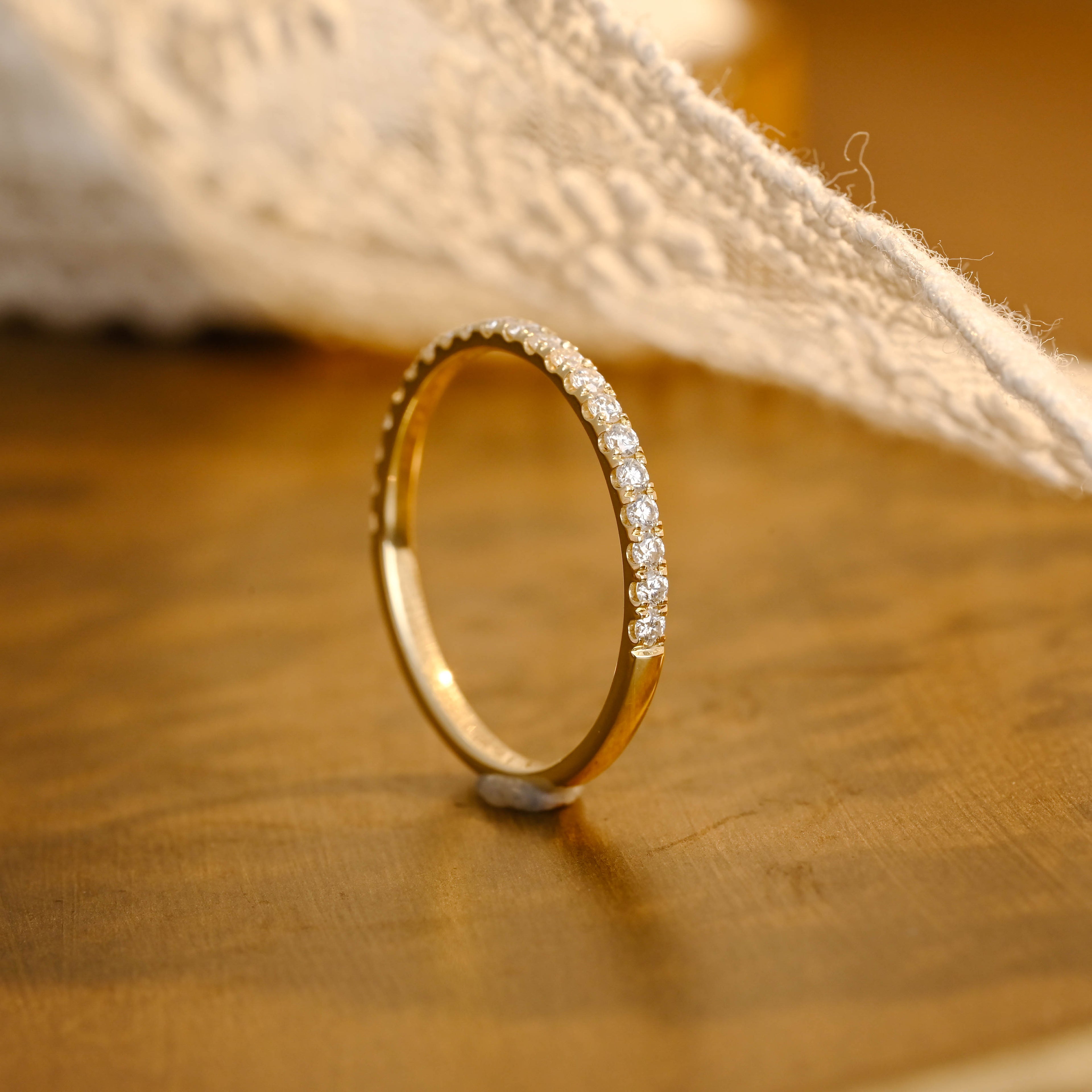 Premium Round Brilliant Lab Grown Diamond Half-Eternity Band | D-E VVS-VS | 14K 18K Gold & Platinum