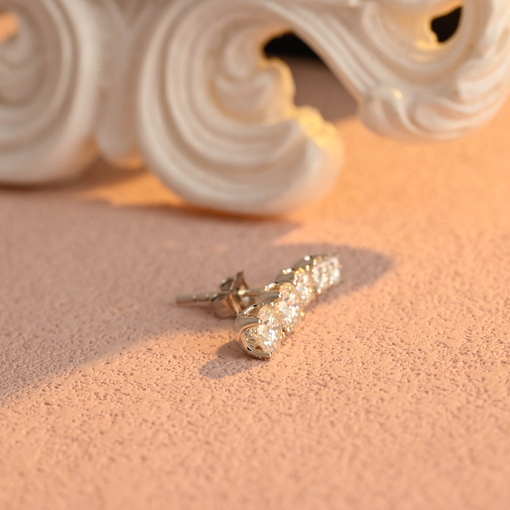 5-Stone Round Lab Grown Diamond Gradient Studs | D-E VVS-VS | 14K 18K Gold
