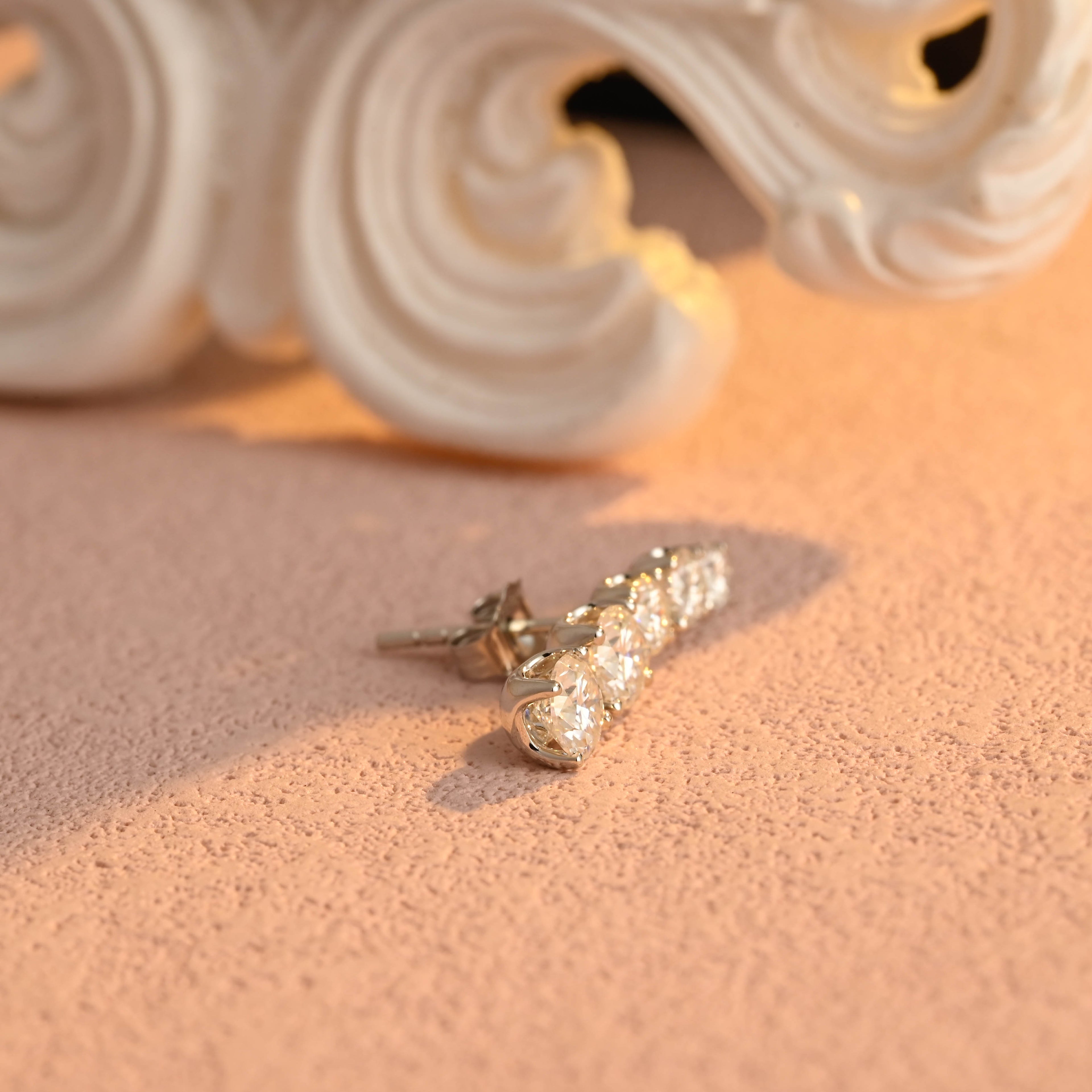5-Stone Round Lab Grown Diamond Gradient Studs | D-E VVS-VS | 14K 18K Gold