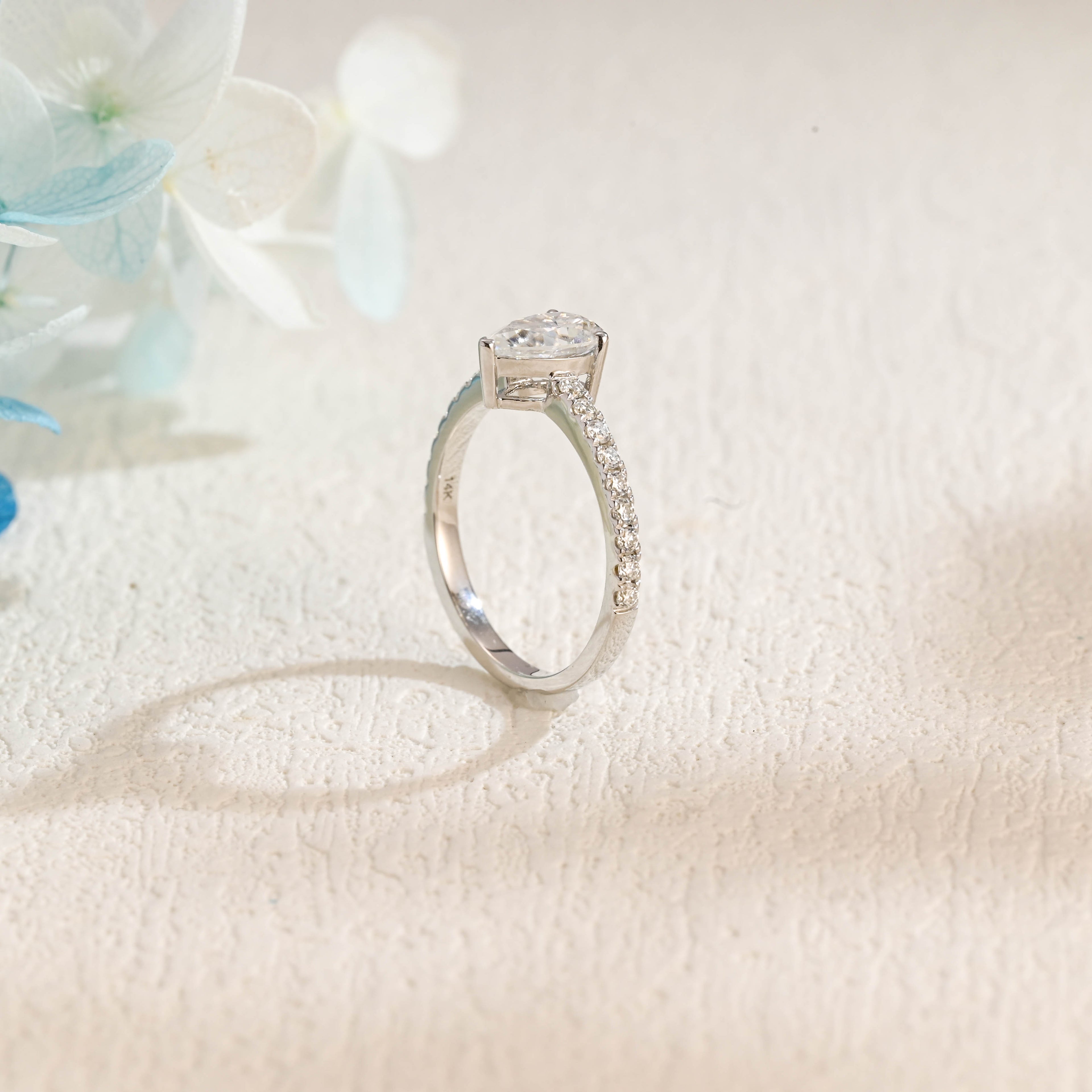 IGI Certified 1-5 Carat Pear Shaped Lab Grown Diamond Ring | D VS1 EX | 14K 18K Gold & Platinum