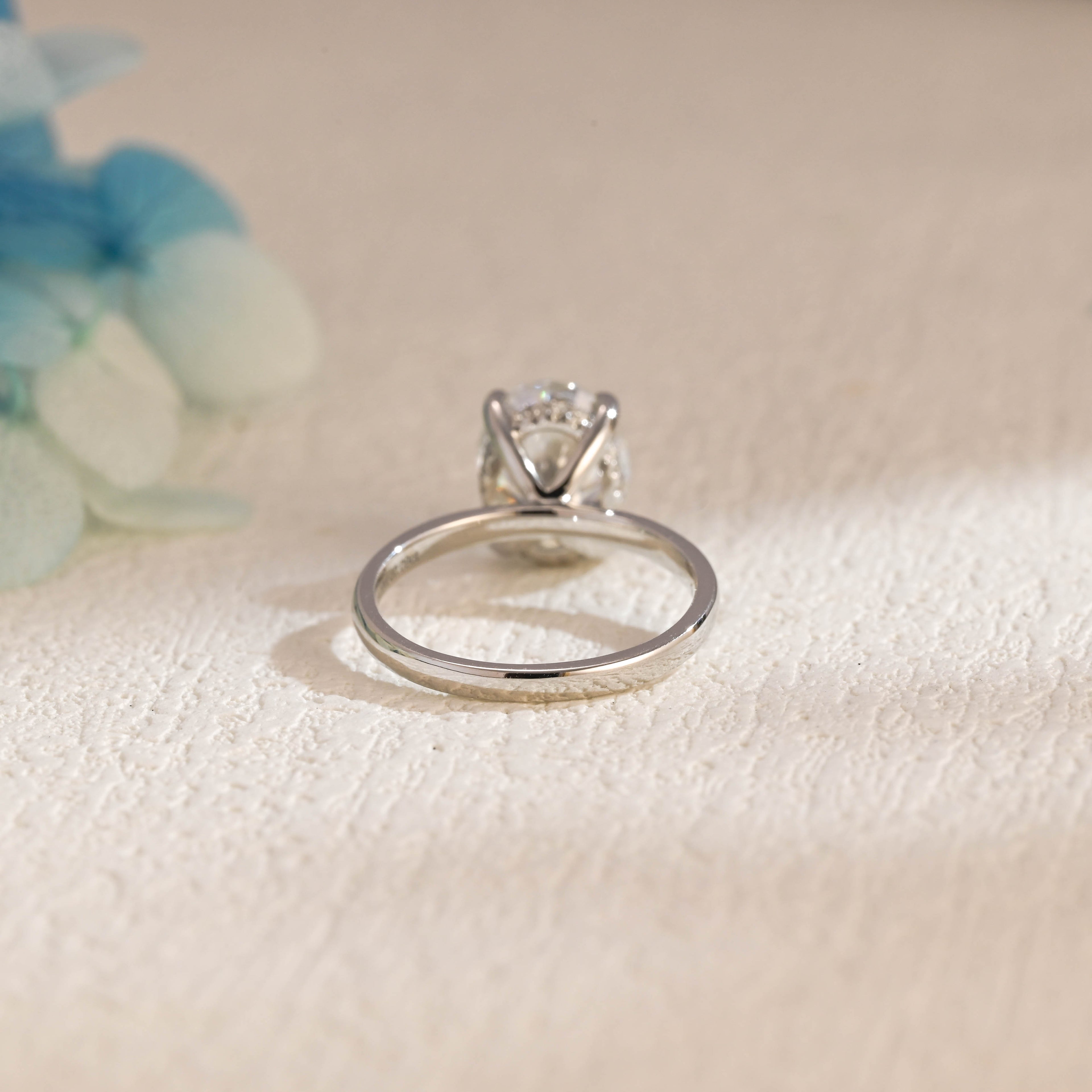IGI Certified 1-5 Carat Oval Cut Lab Grown Diamond Ring | D VS1 EX | 14K 18K Gold & Platinum