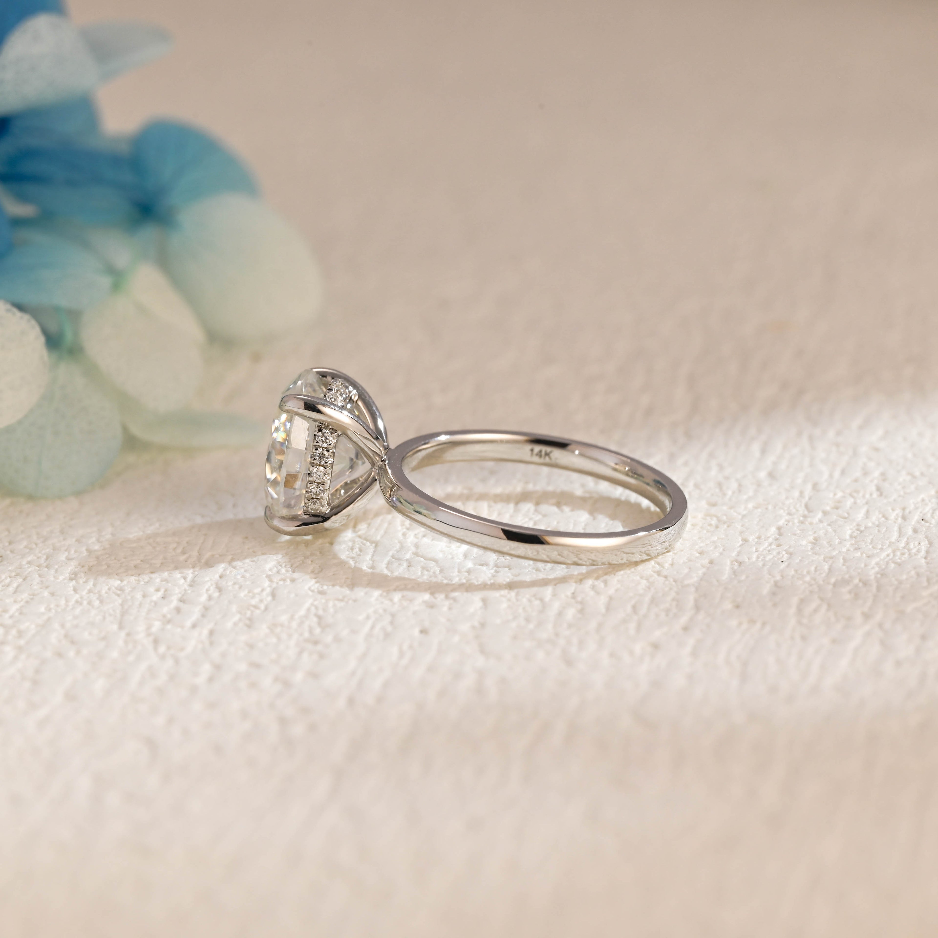 IGI Certified 1-5 Carat Oval Cut Lab Grown Diamond Ring | D VS1 EX | 14K 18K Gold & Platinum