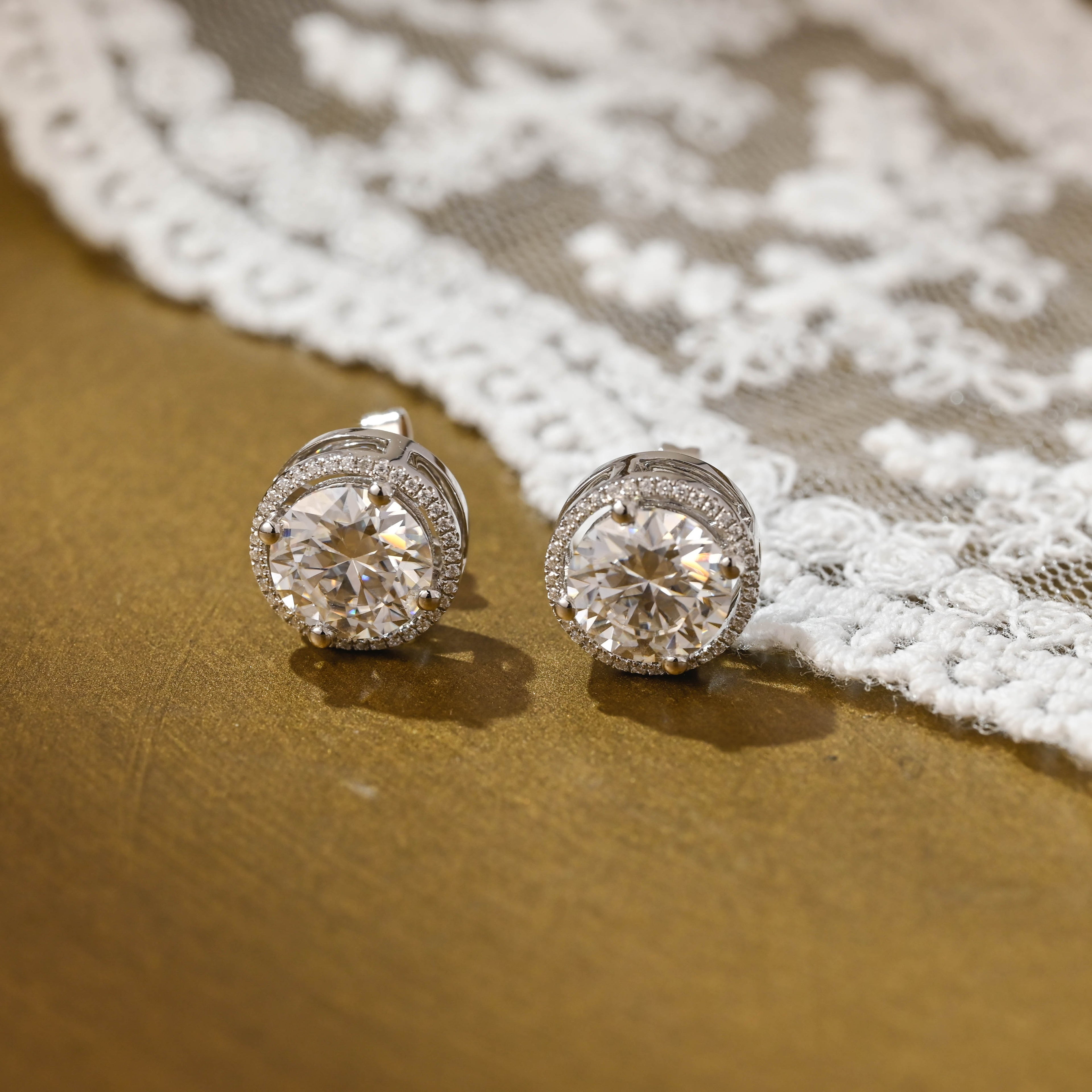 IGI Certified Round Brilliant Lab Grown Diamond Stud Earrings | D VS1 Ideal Cut | 0.5-3 CTW