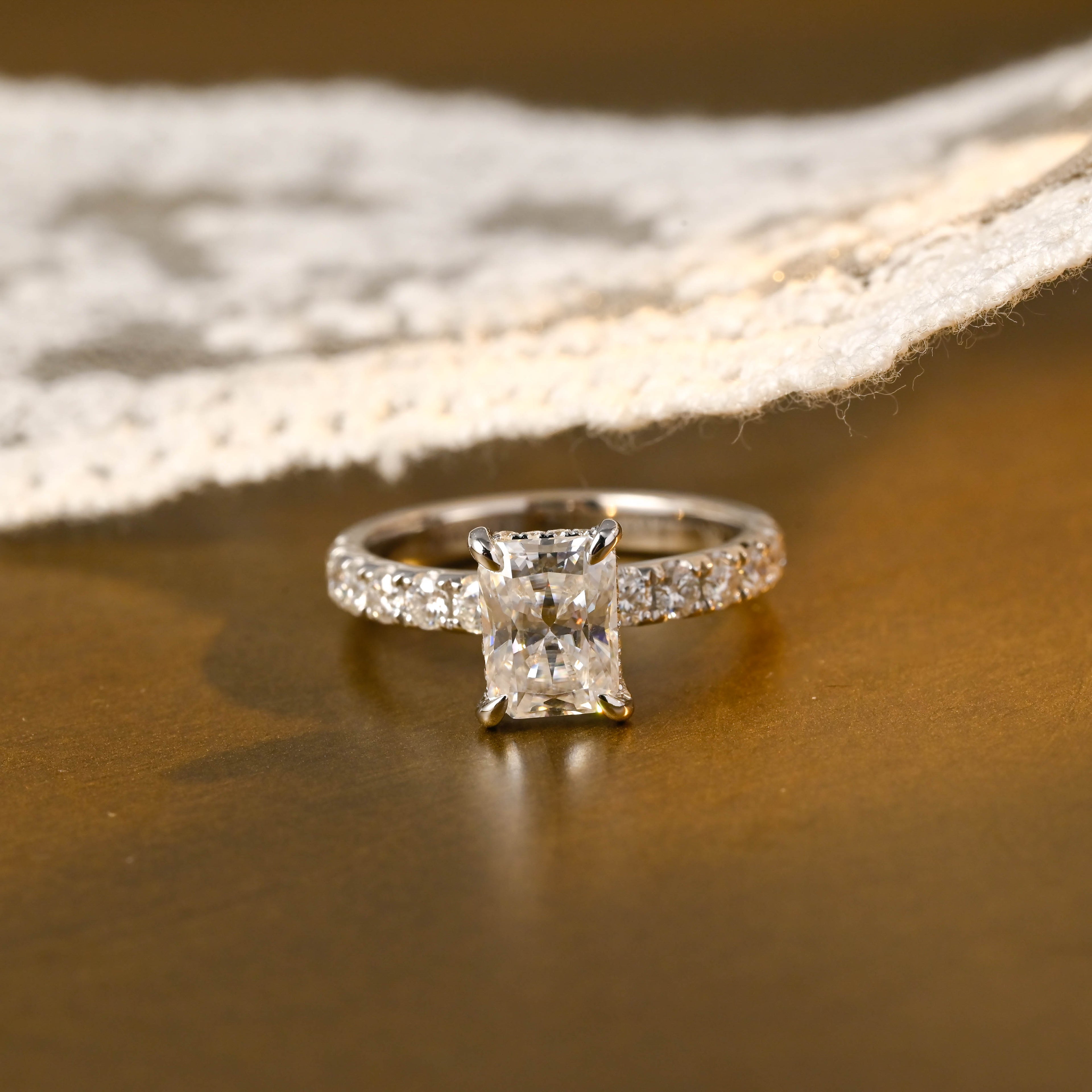 IGI Certified 1-5 Carat Radiant Cut Lab Grown Diamond Ring | D VS1 EX | 14K 18K Gold & Platinum