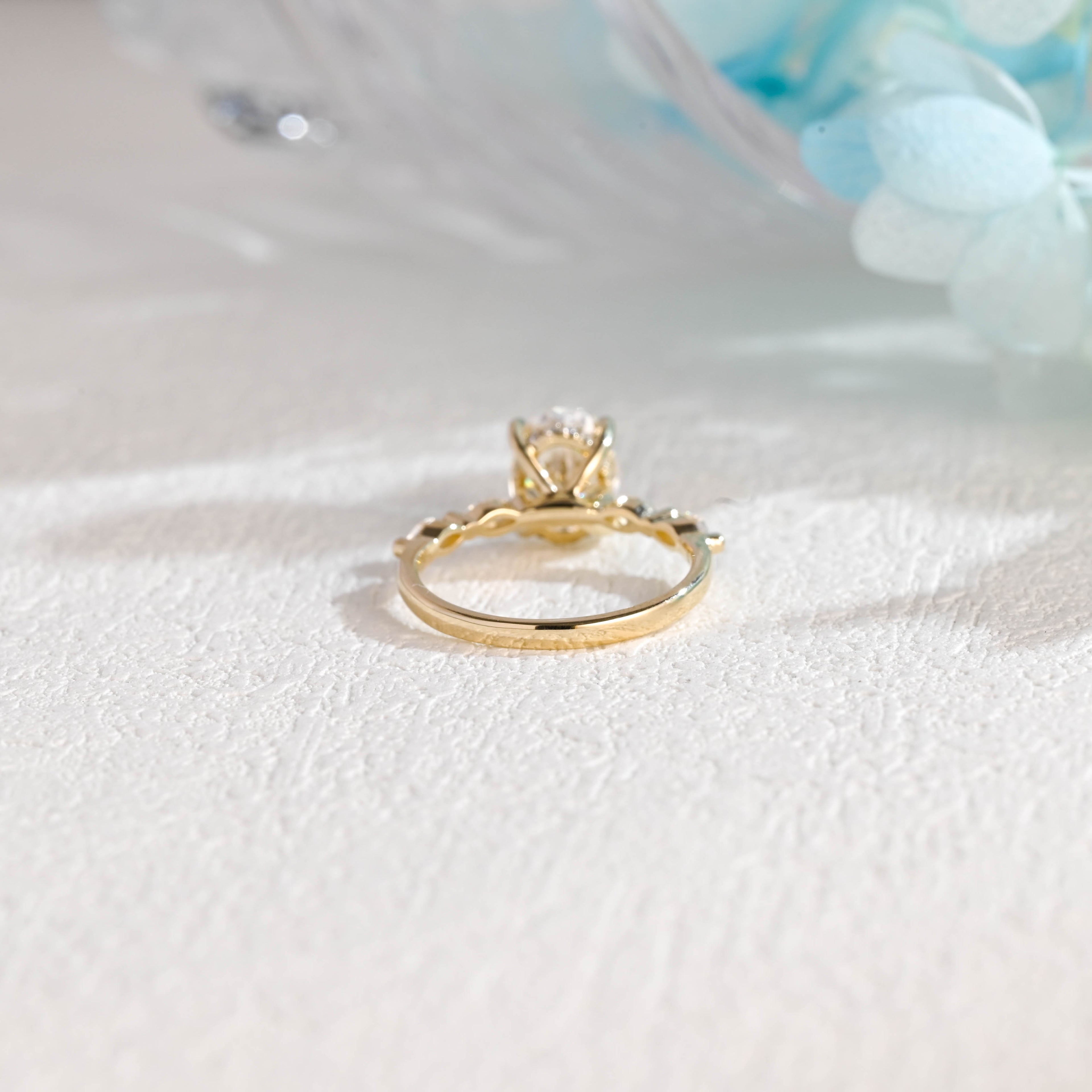 IGI Certified 1-5 Carat Oval Cut Lab Grown Diamond Ring | D VS1 EX | 14K 18K Gold & Platinum