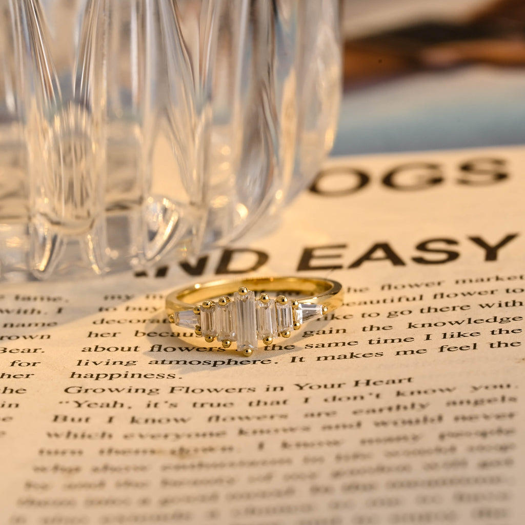 Art Deco 0.64 CTW Emerald & Baguette Cut Lab Grown Diamond Ring | D-E VVS-VS | 14K 18K Gold