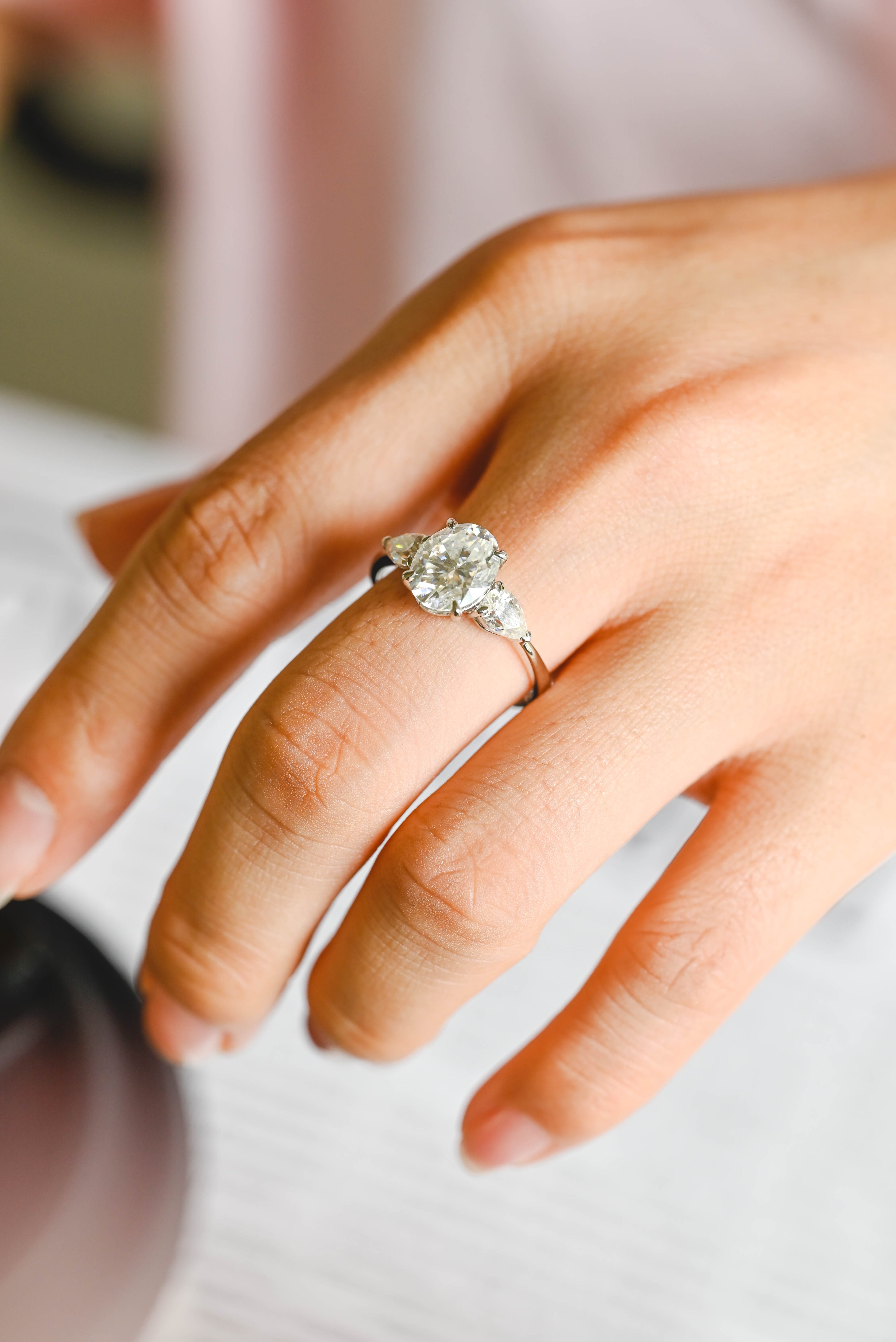IGI Certified 1-5 Carat Oval Cut Lab Grown Diamond Ring | D VS1 EX | 14K 18K Gold & Platinum