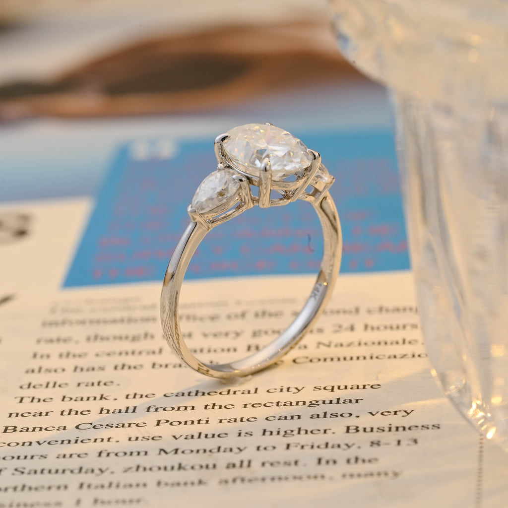 IGI Certified 1-5 Carat Oval Cut Lab Grown Diamond Ring | D VS1 EX | 14K 18K Gold & Platinum