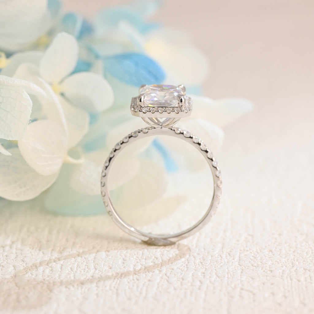 IGI Certified 1-5 Carat D Color VS1 Clarity Radiant Cut Lab Grown Diamond Engagement Ring in 14K/18K Gold or Platinum