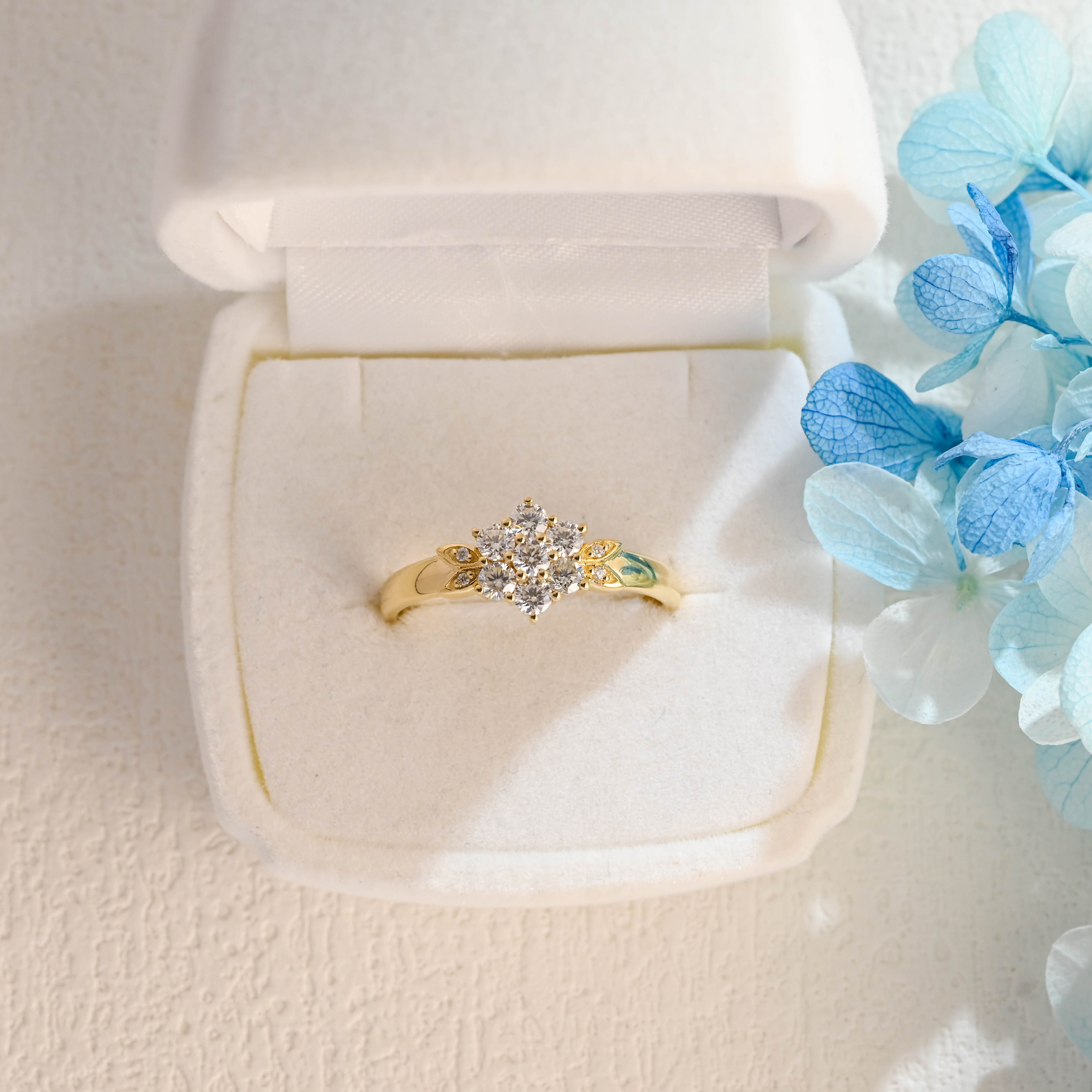 Lab Cultured Diamond Engagement Ring | Customizable Women's/Gentlemen's Wedding Bands | Eco-Friendly 14K/18K Yellow Gold/Platinum Setting