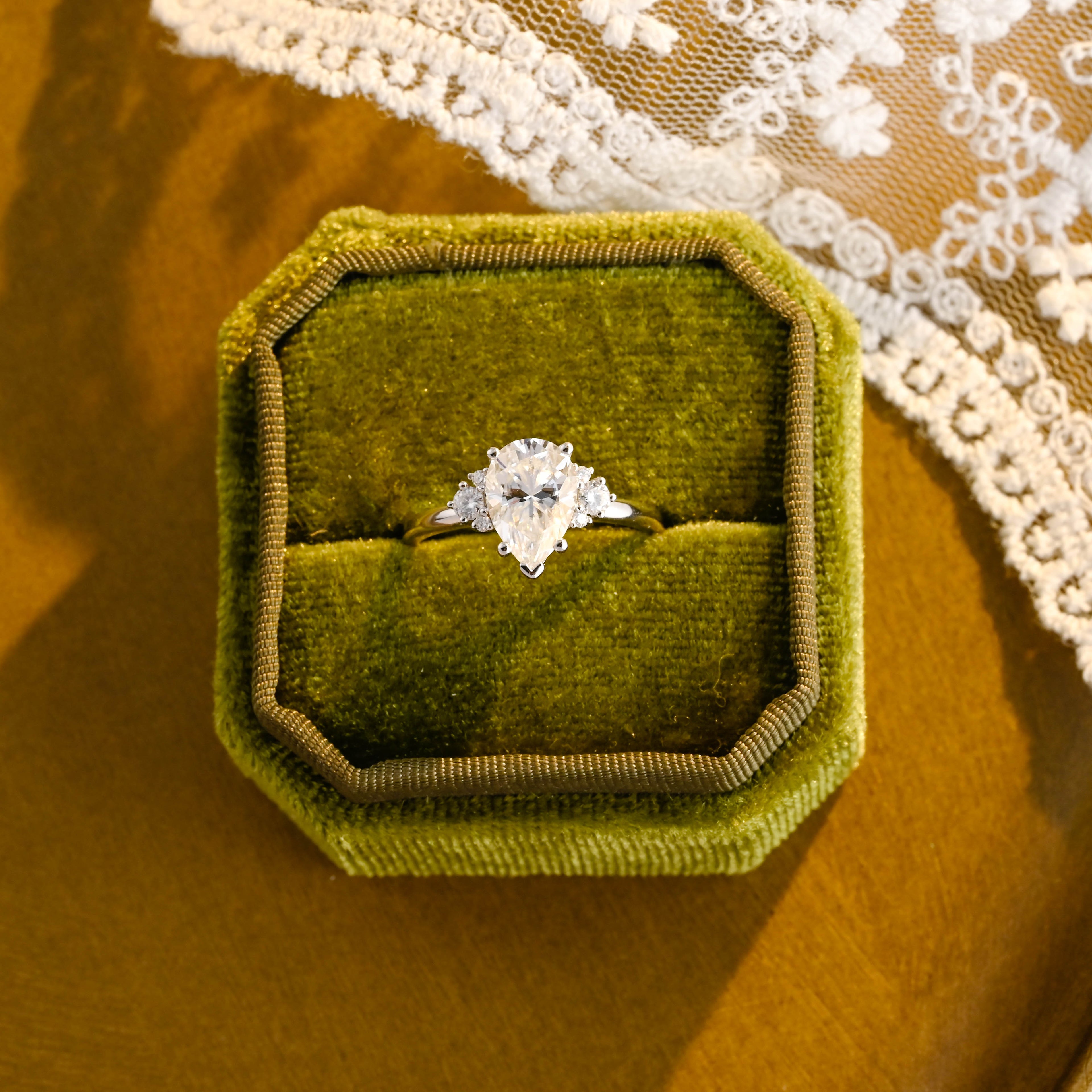 IGI Certified 1-5 Carat D Color VS1 Clarity Pear Cut Lab Grown Diamond Engagement Ring in 14K/18K Gold or Platinum