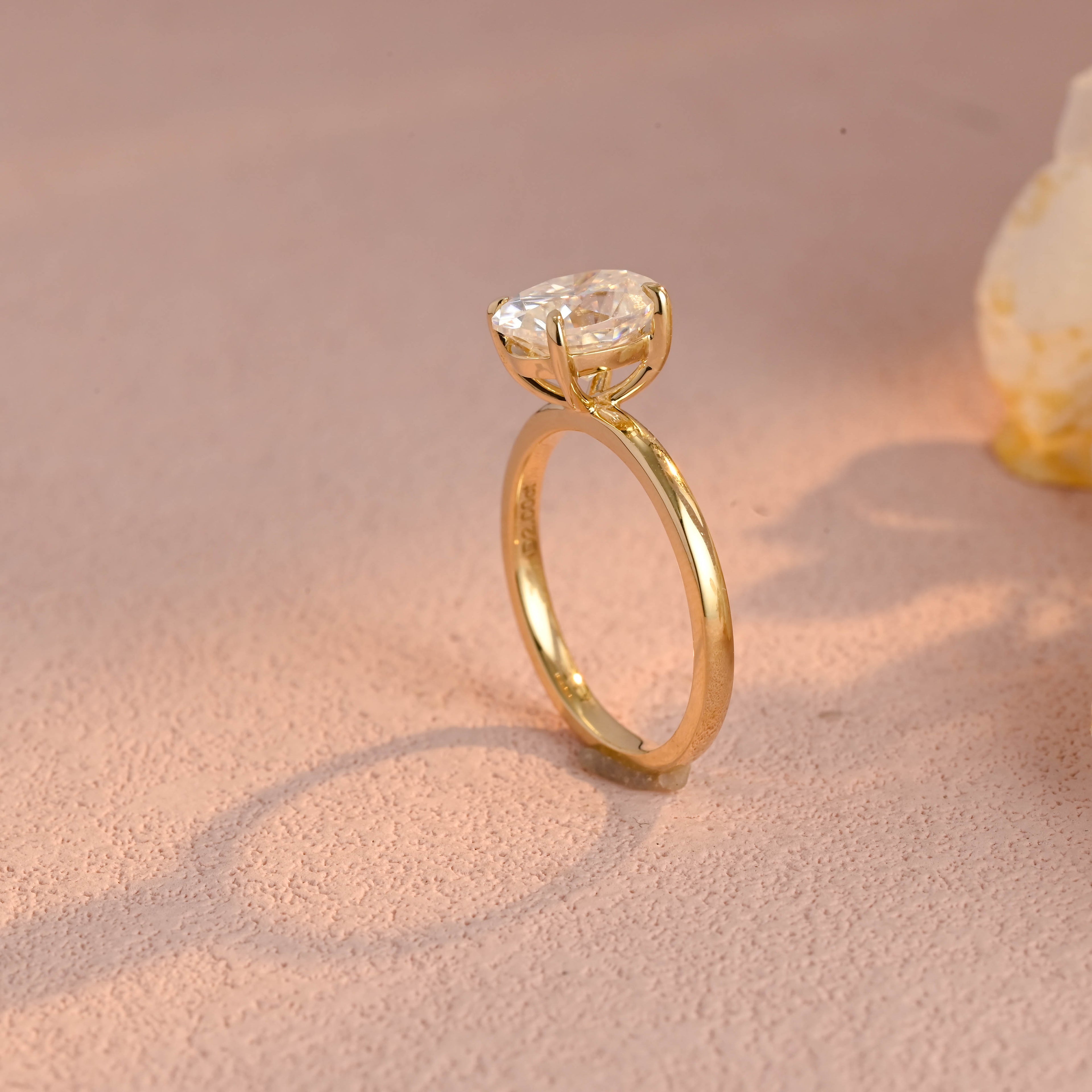 IGI Certified 1-5 Carat Oval Cut Lab Grown Diamond Ring | D VS1 EX | 14K 18K Gold & Platinum