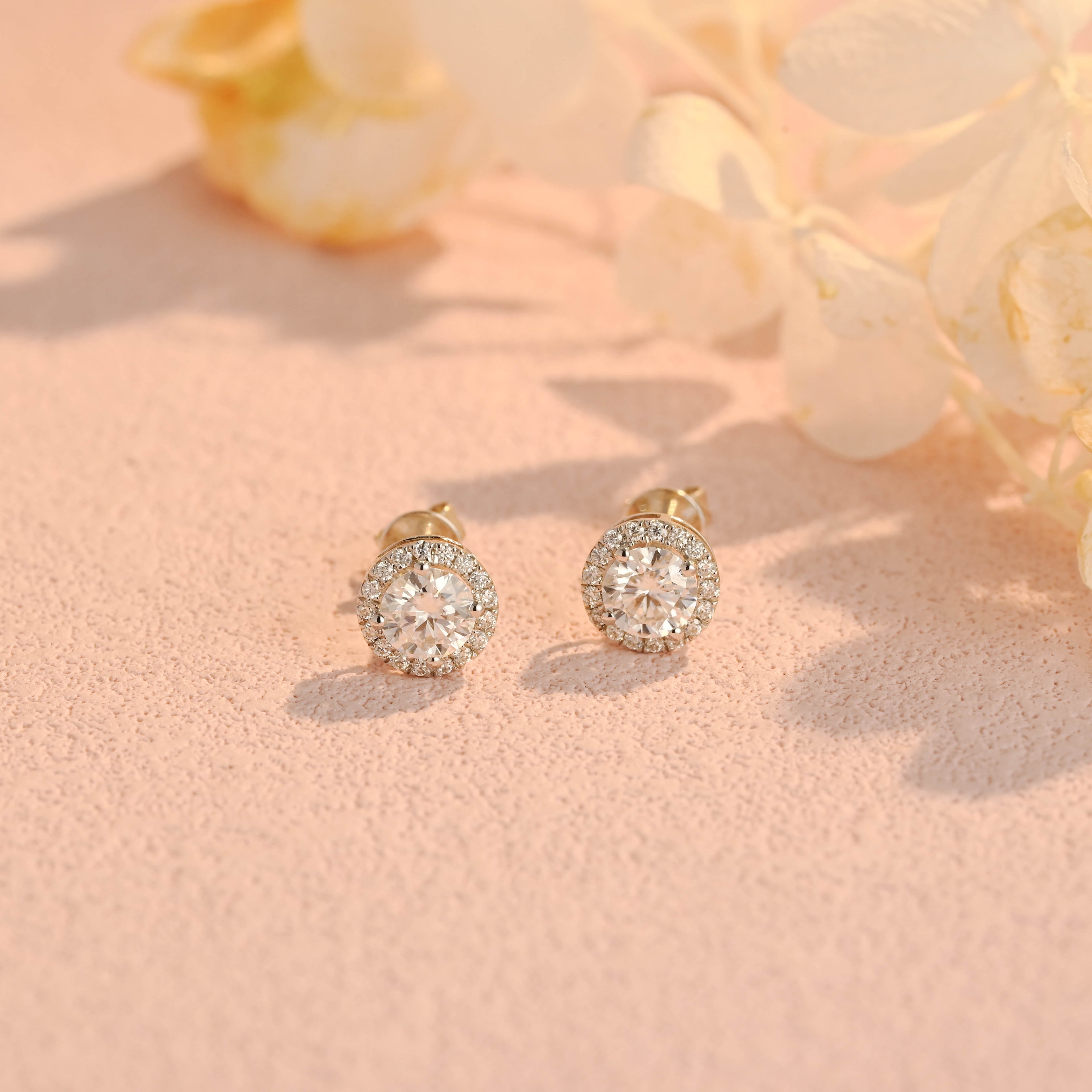 IGI Certified Round Brilliant Lab Grown Diamond Stud Earrings | D VS1 Ideal Cut | 0.5-3 CTW