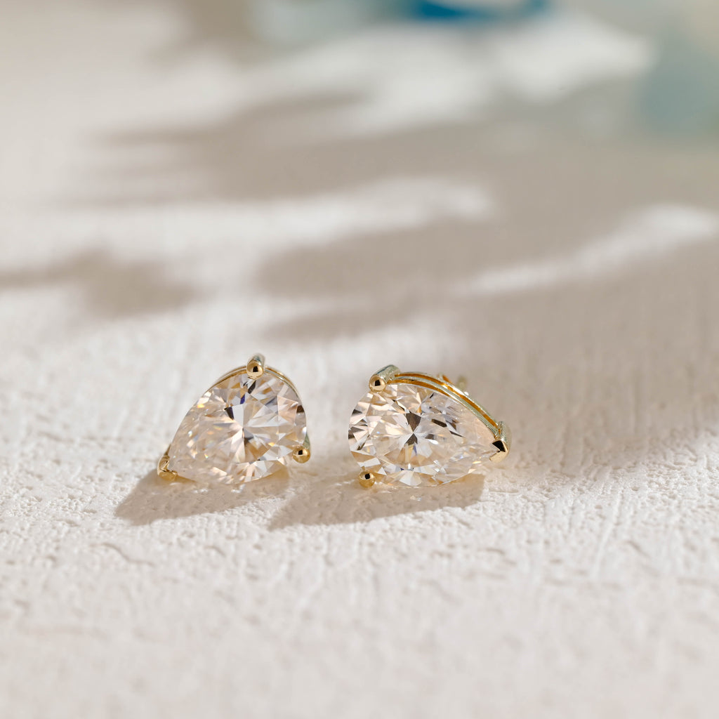 IGI Certified Pear Shaped Lab Grown Diamond Stud Earrings | D VS1 EX | 1-3 CTW | 14K 18K Gold