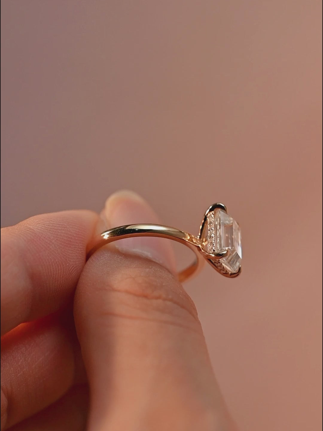 IGI Certified 1-5 Carat Emerald Cut Lab Grown Diamond Ring | D VS1 EX | 14K 18K Gold & Platinum