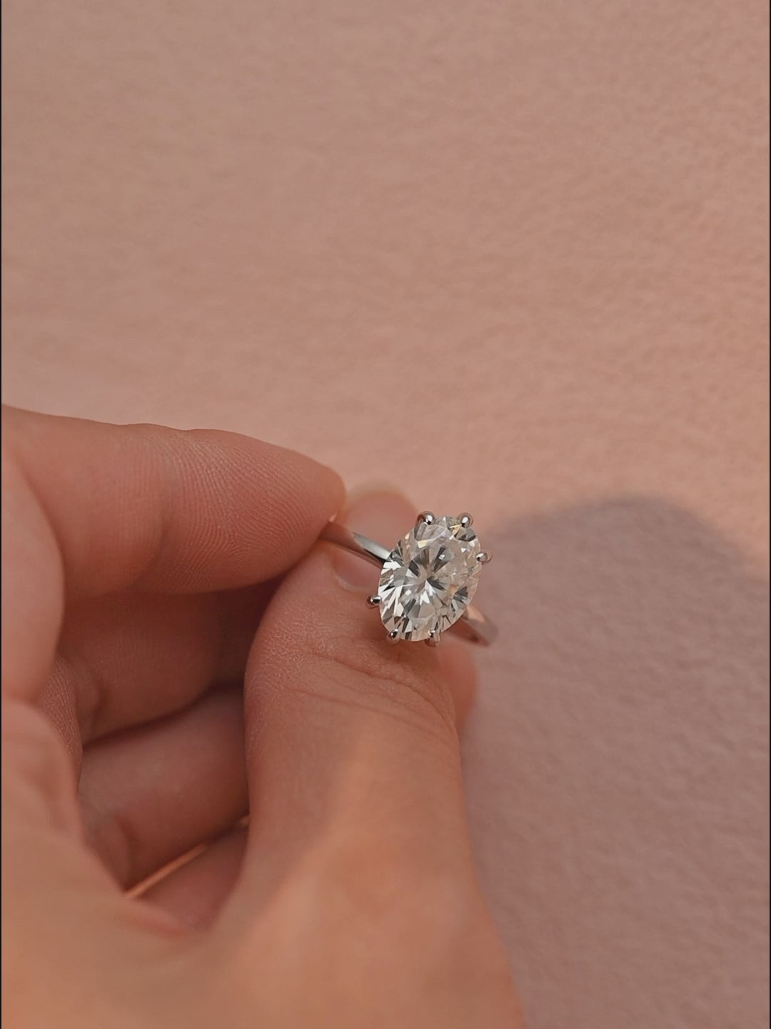 IGI Certified 1-5 Carat D Color VS1 Clarity Oval Cut Lab Grown Diamond Engagement Ring in 14K/18K Gold or Platinum