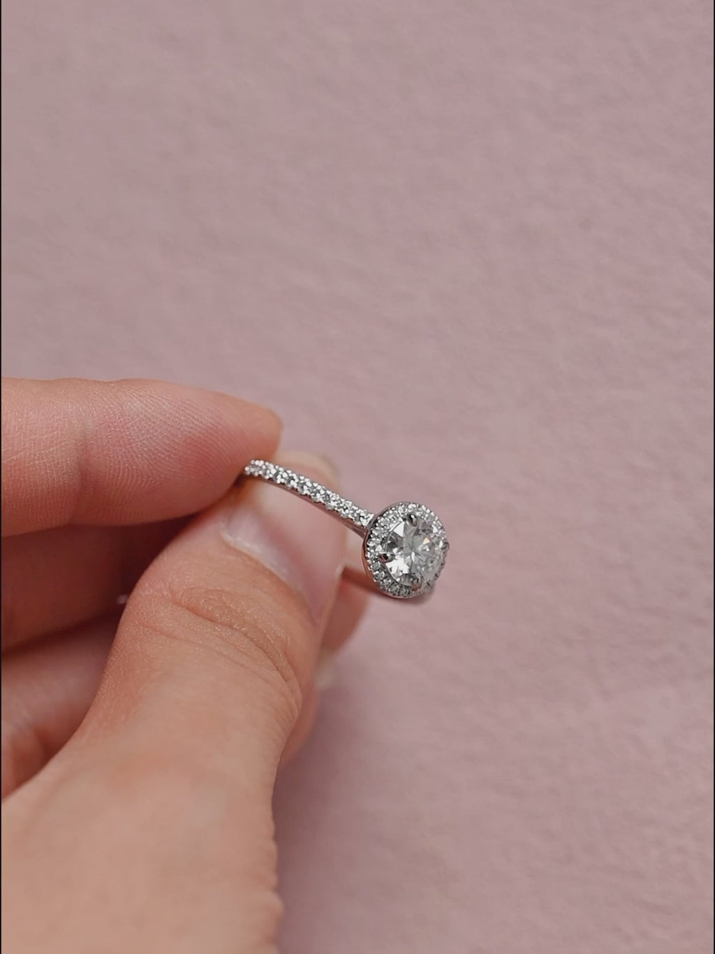 IGI Certified 1-5 Carat Round Brilliant Lab Grown Diamond Ring | D VS1 Ideal Cut | 14K 18K Gold & Platinum