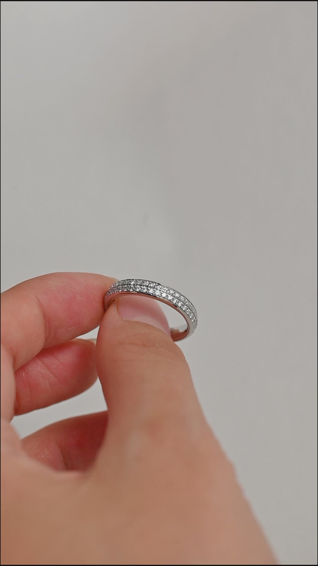 0.9 CTW Round Brilliant Lab Grown Diamond Pave Eternity Band | D-E VVS-VS | 14K 18K Platinum
