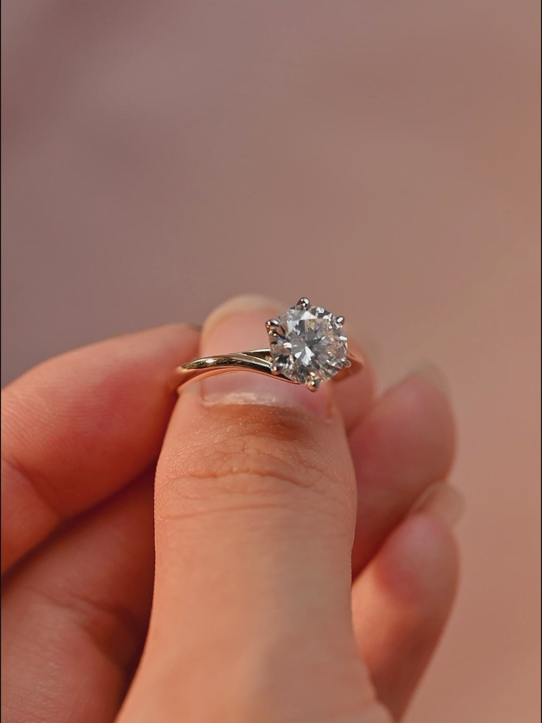 IGI Certified 1-5 Carat Round Brilliant Lab Grown Diamond Ring | D VS1 Ideal Cut | 14K 18K Gold & Platinum