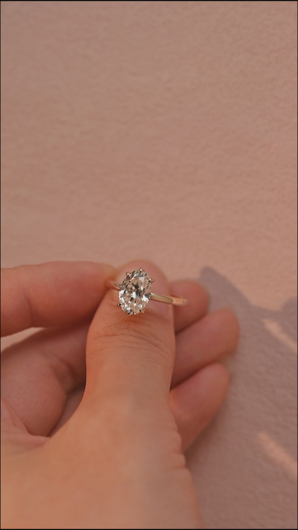 IGI Certified 1-5 Carat D Color VS1 Clarity Oval Cut Lab Grown Diamond Engagement Ring in 14K/18K Gold or Platinum