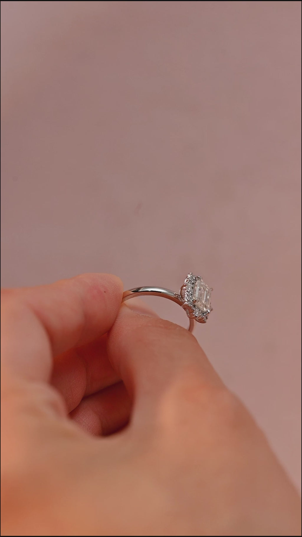 IGI Certified 1-5 Carat Emerald Cut Lab Grown Diamond Ring | D VS1 EX | 14K 18K Gold & Platinum