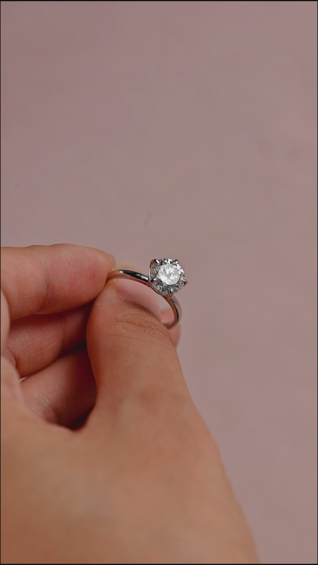 IGI Certified 1-5 Carat Round Brilliant Lab Grown Diamond Ring | D VS1 Ideal Cut | 14K 18K Gold & Platinum