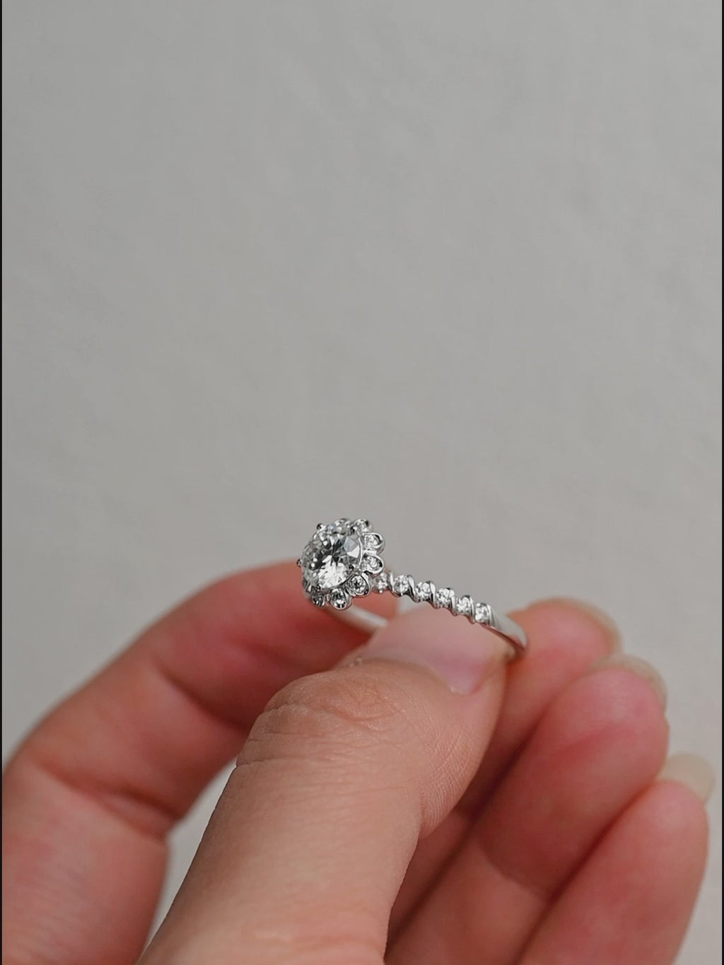 IGI Certified Round Cut Lab Grown Diamond Engagement Ring, 1-5 Carat D VS1, 14K/18K Gold or Platinum